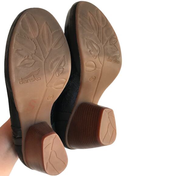 Dansko Black Distressed Leather Booties with Crocodile Trim size 39 - Picture 6 of 12